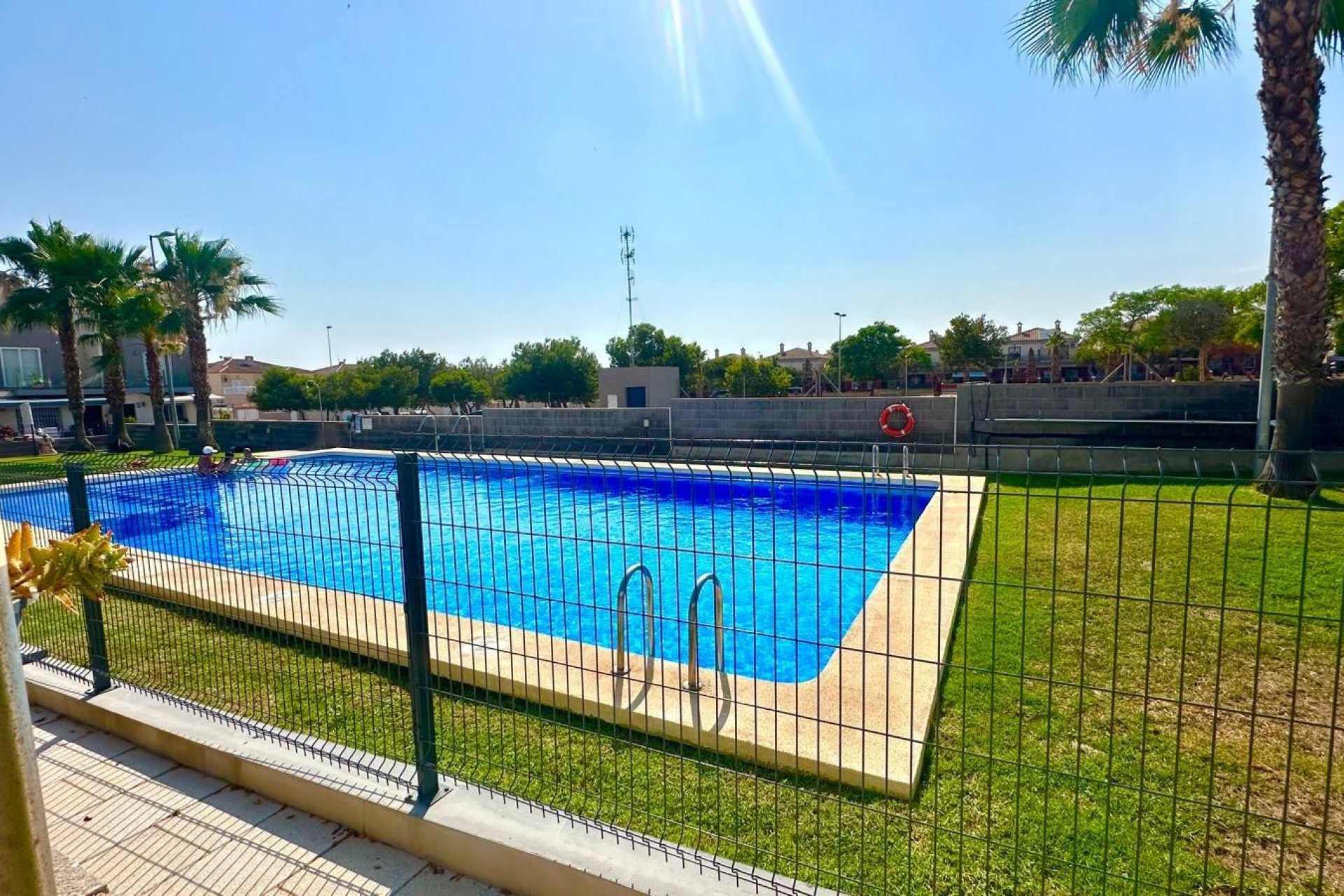 Resale - Town House -
Torrevieja - aguas nuevas