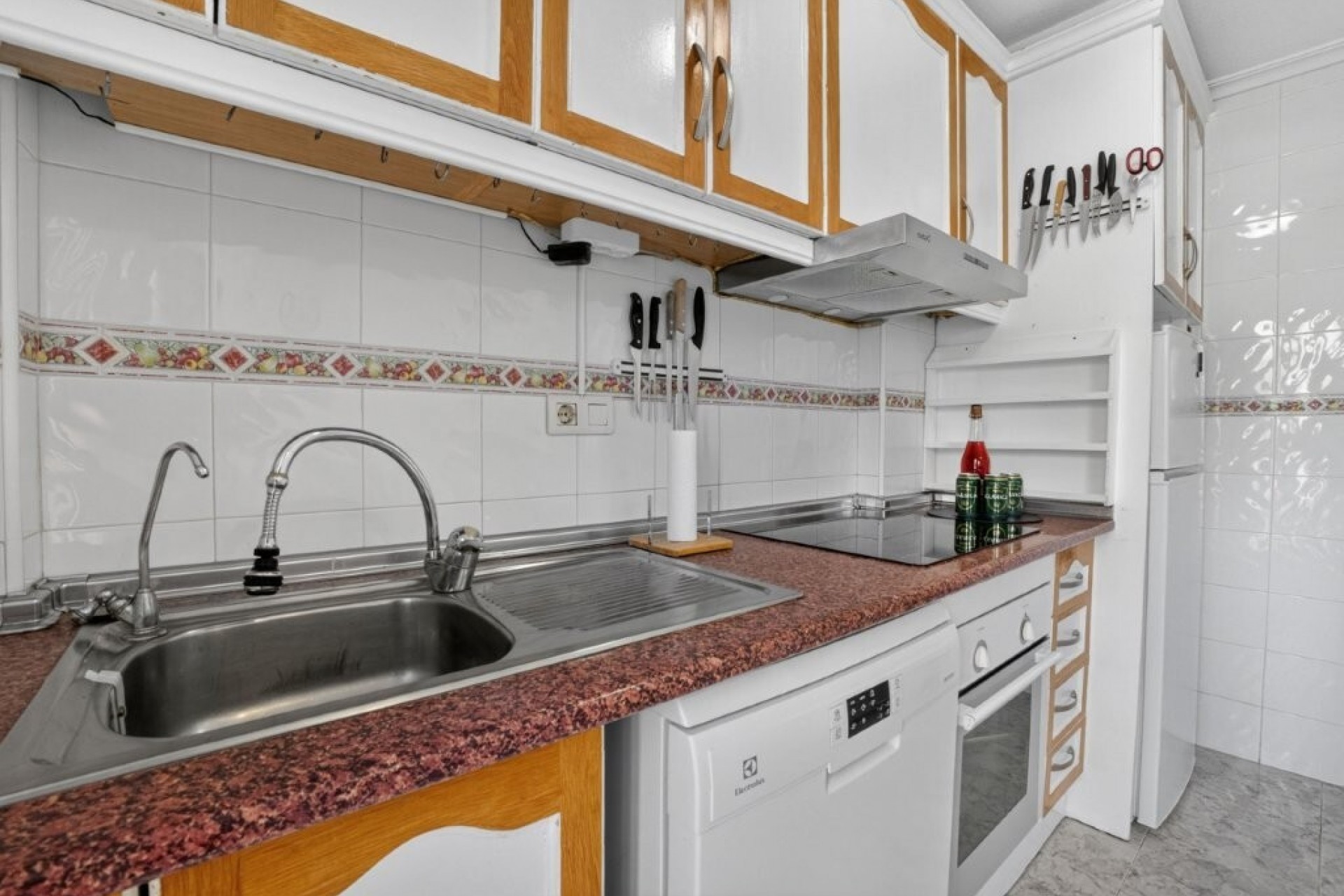 Resale - Town House -
Torrevieja - aguas nuevas