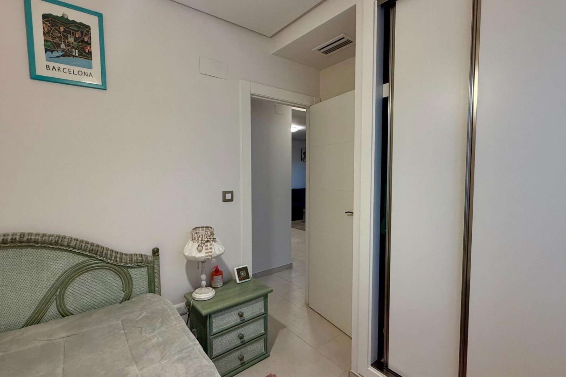 Resale - Town House -
Torrevieja - aguas nuevas