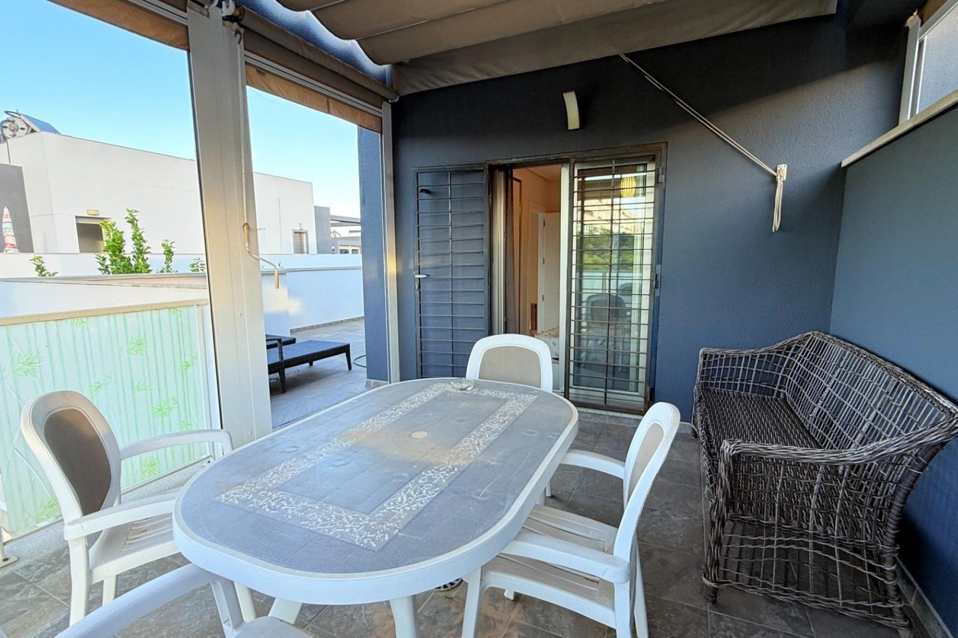 Resale - Town House -
Torrevieja - aguas nuevas