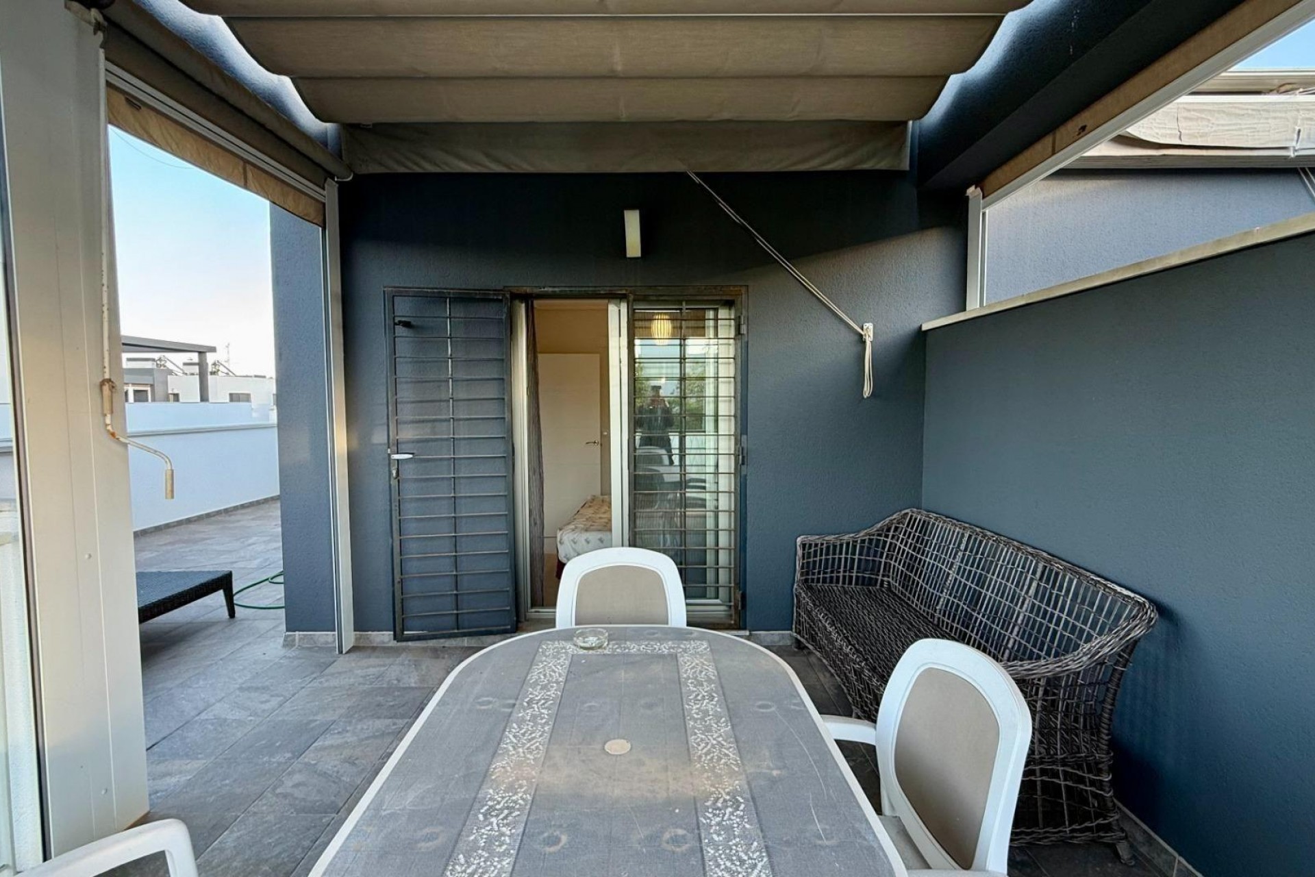 Resale - Town House -
Torrevieja - aguas nuevas