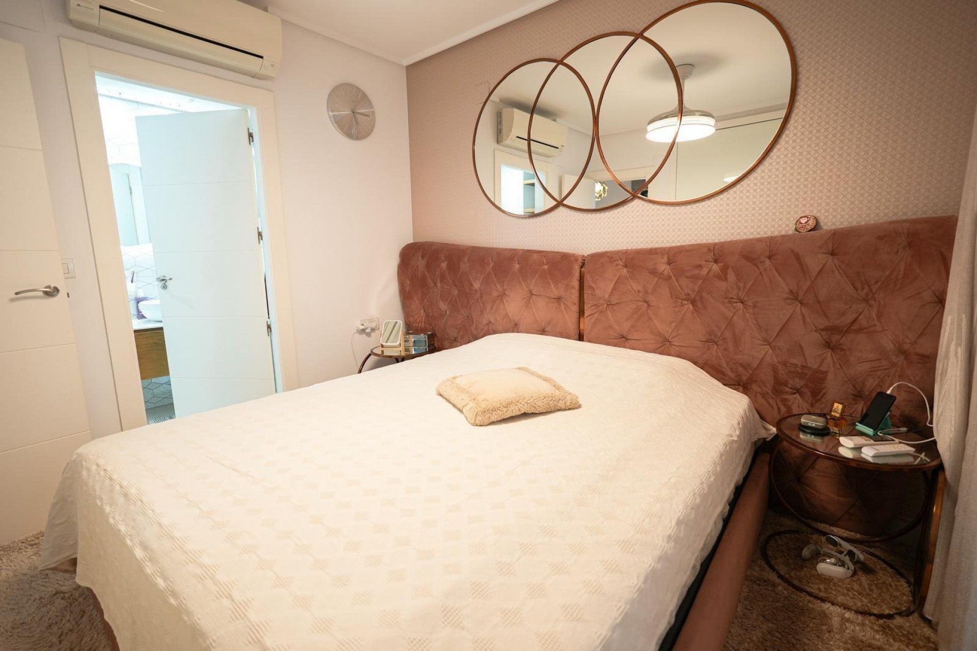 Resale - Town House -
Torrevieja - aguas nuevas