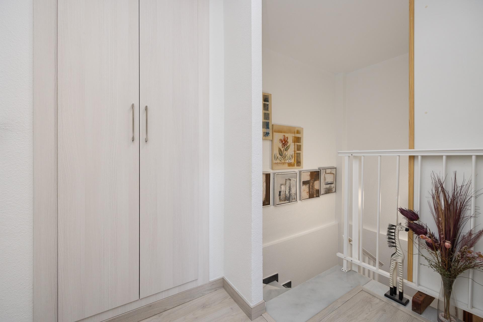 Resale - Town House -
Torrevieja - aguas nuevas
