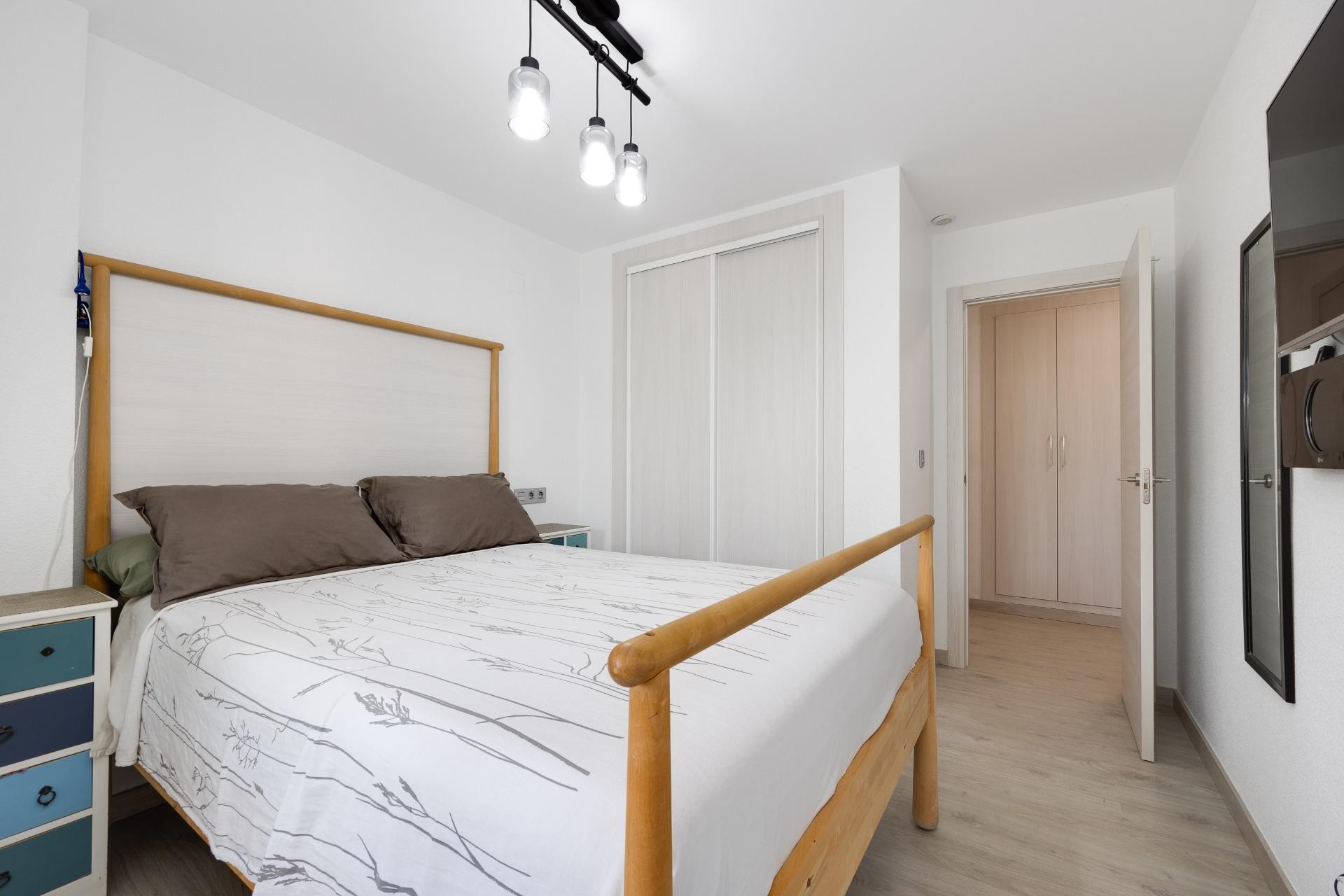 Resale - Town House -
Torrevieja - aguas nuevas