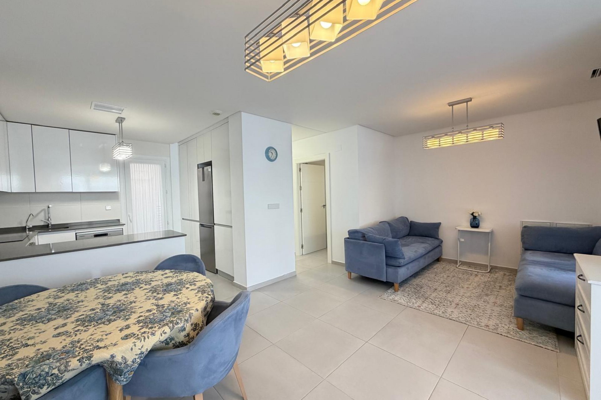 Resale - Town House -
Torrevieja - aguas nuevas