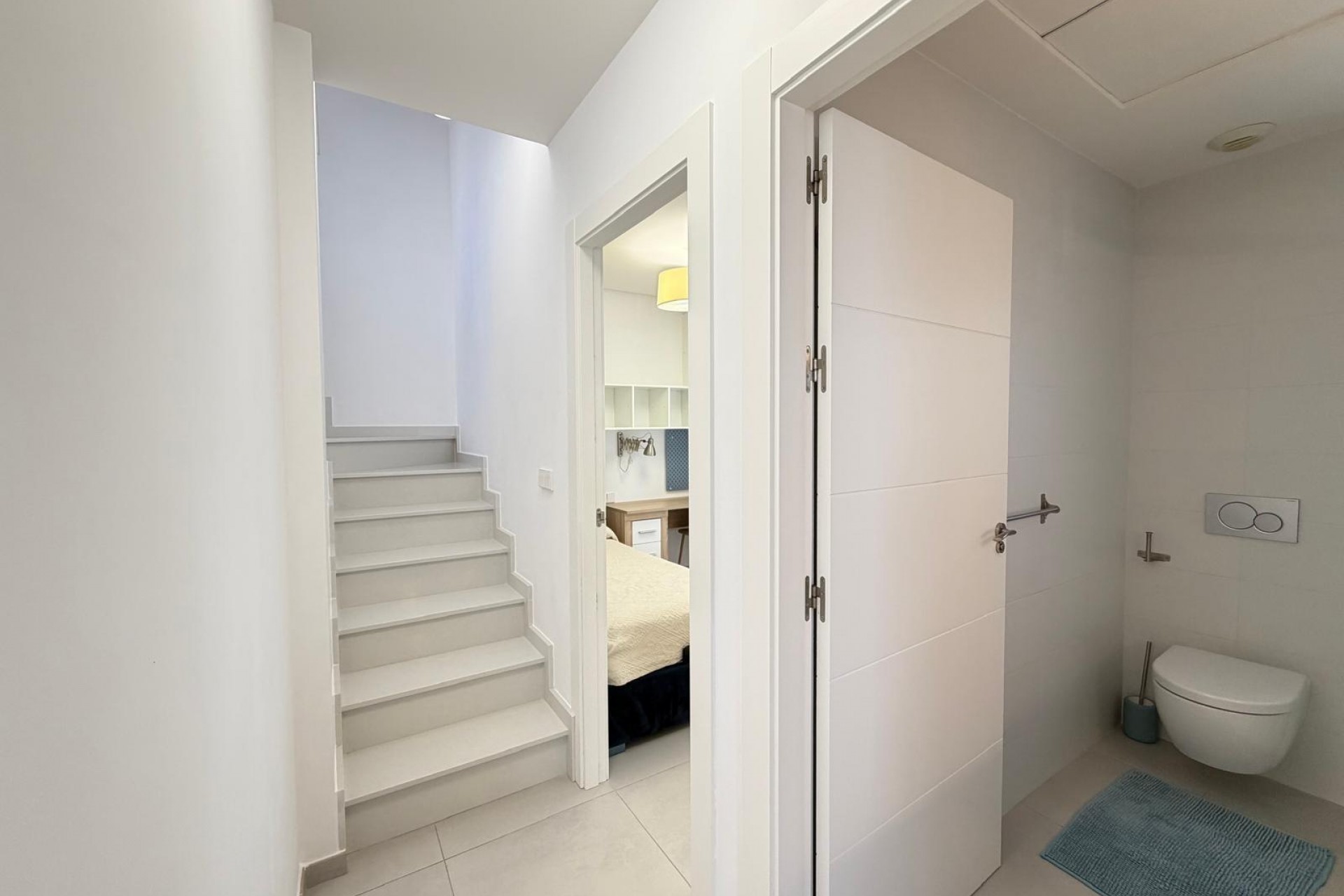 Resale - Town House -
Torrevieja - aguas nuevas