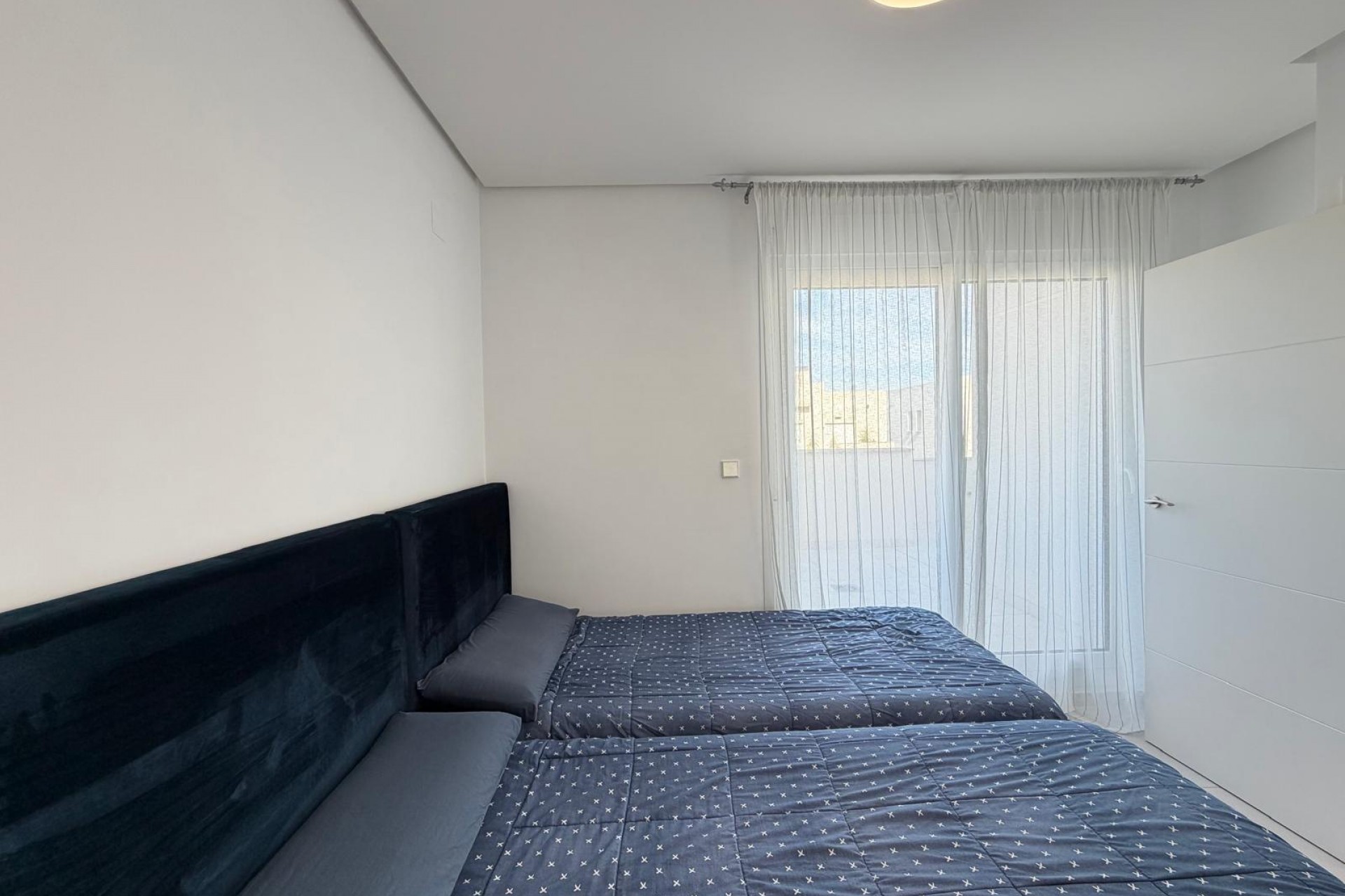 Resale - Town House -
Torrevieja - aguas nuevas