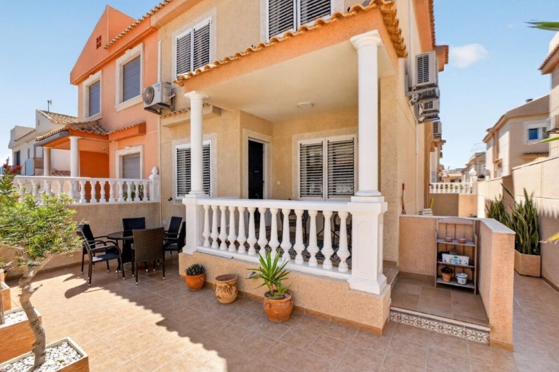 Resale - Town House -
Torrevieja - Cabo Cervera