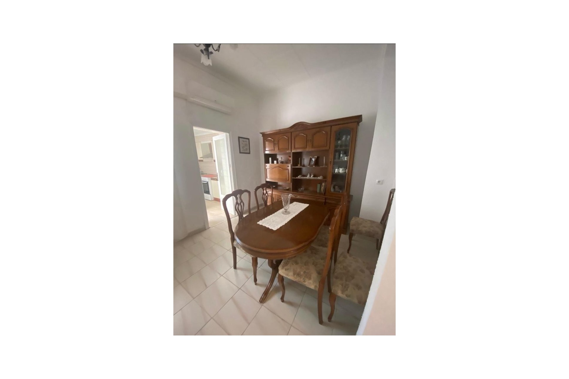 Resale - Town House -
Torrevieja - Centro