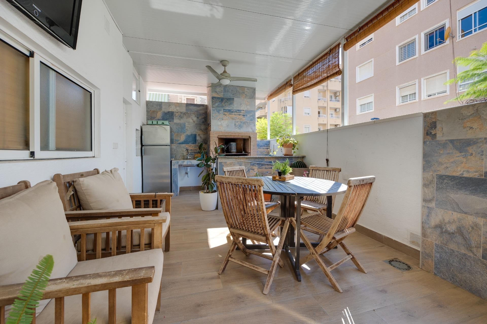 Resale - Town House -
Torrevieja - Centro