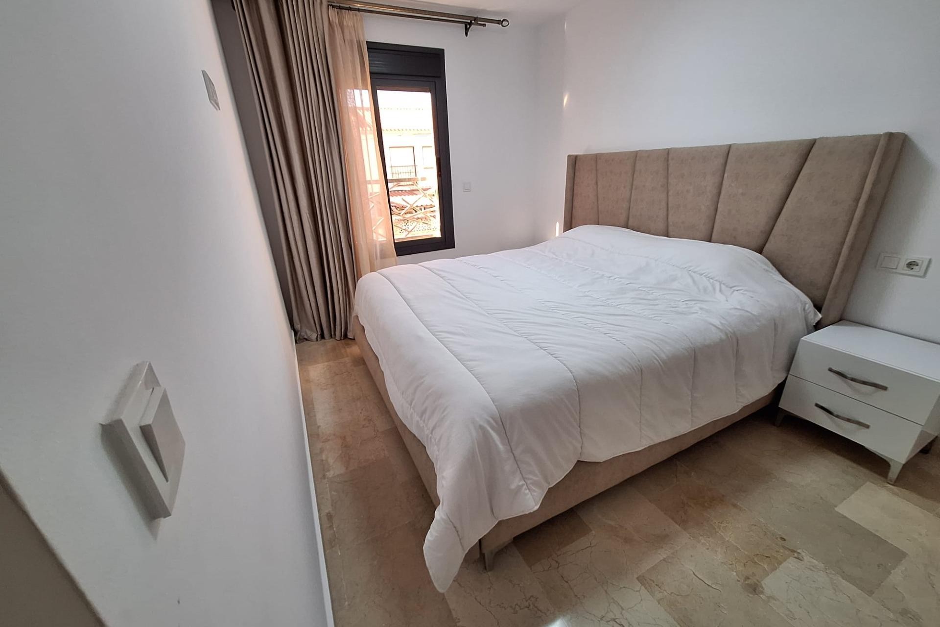 Resale - Town House -
Torrevieja - Centro