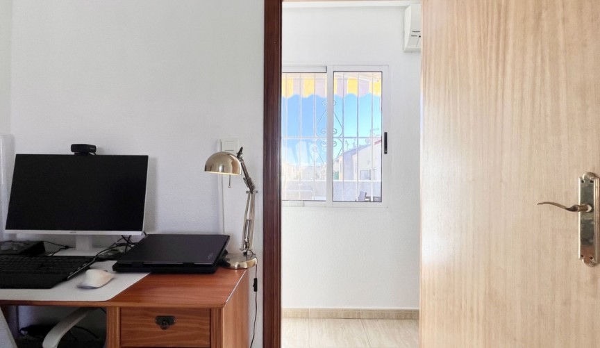 Resale - Town House -
Torrevieja - Costa Blanca