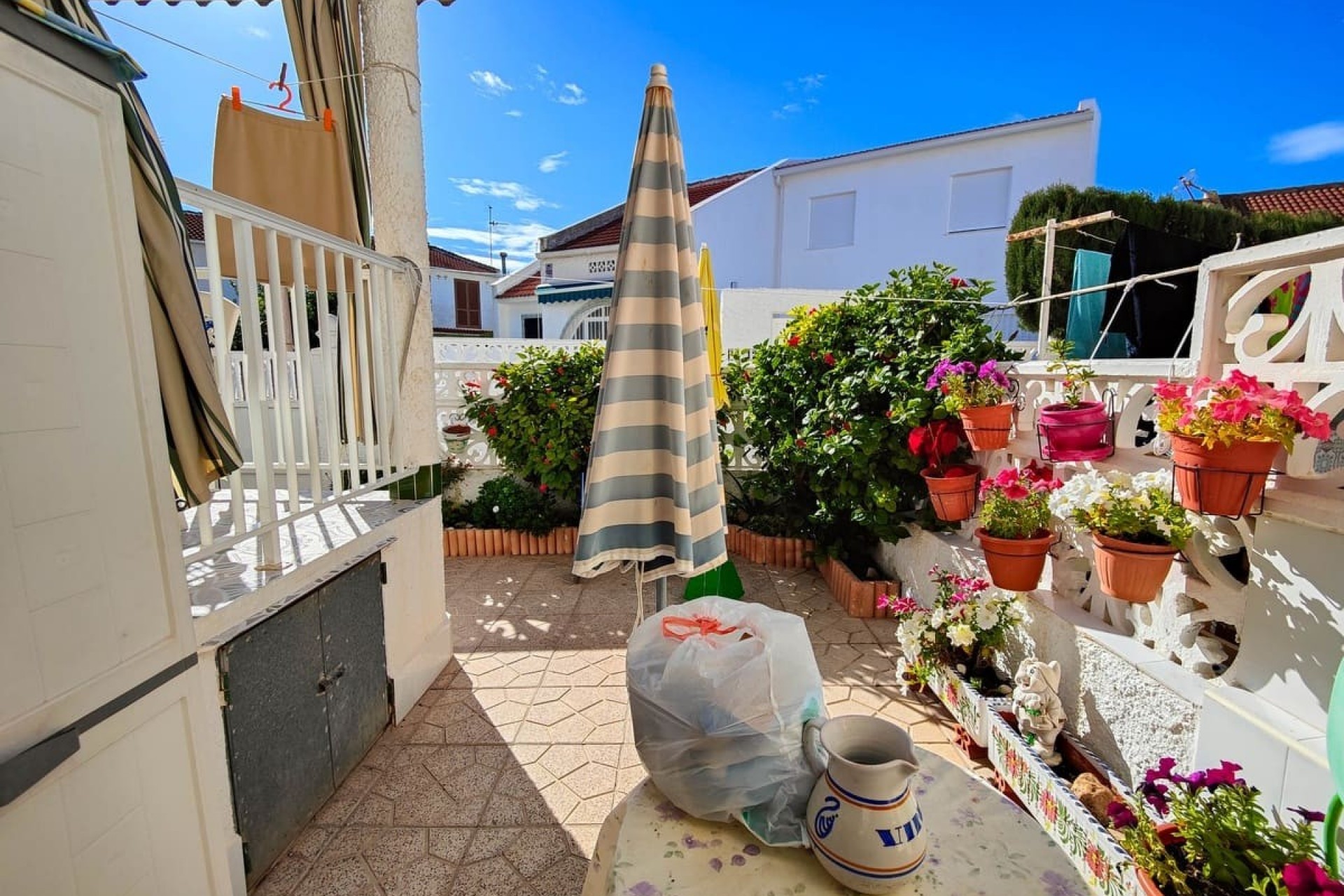Resale - Town House -
Torrevieja - Costa Blanca