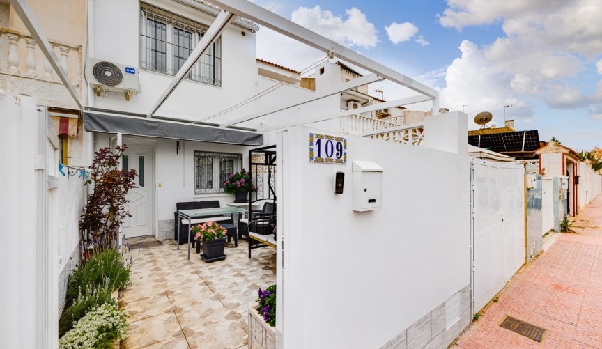 Resale - Town House -
Torrevieja - Costa Blanca