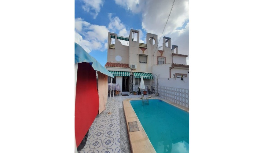 Resale - Town House -
Torrevieja - Costa Blanca