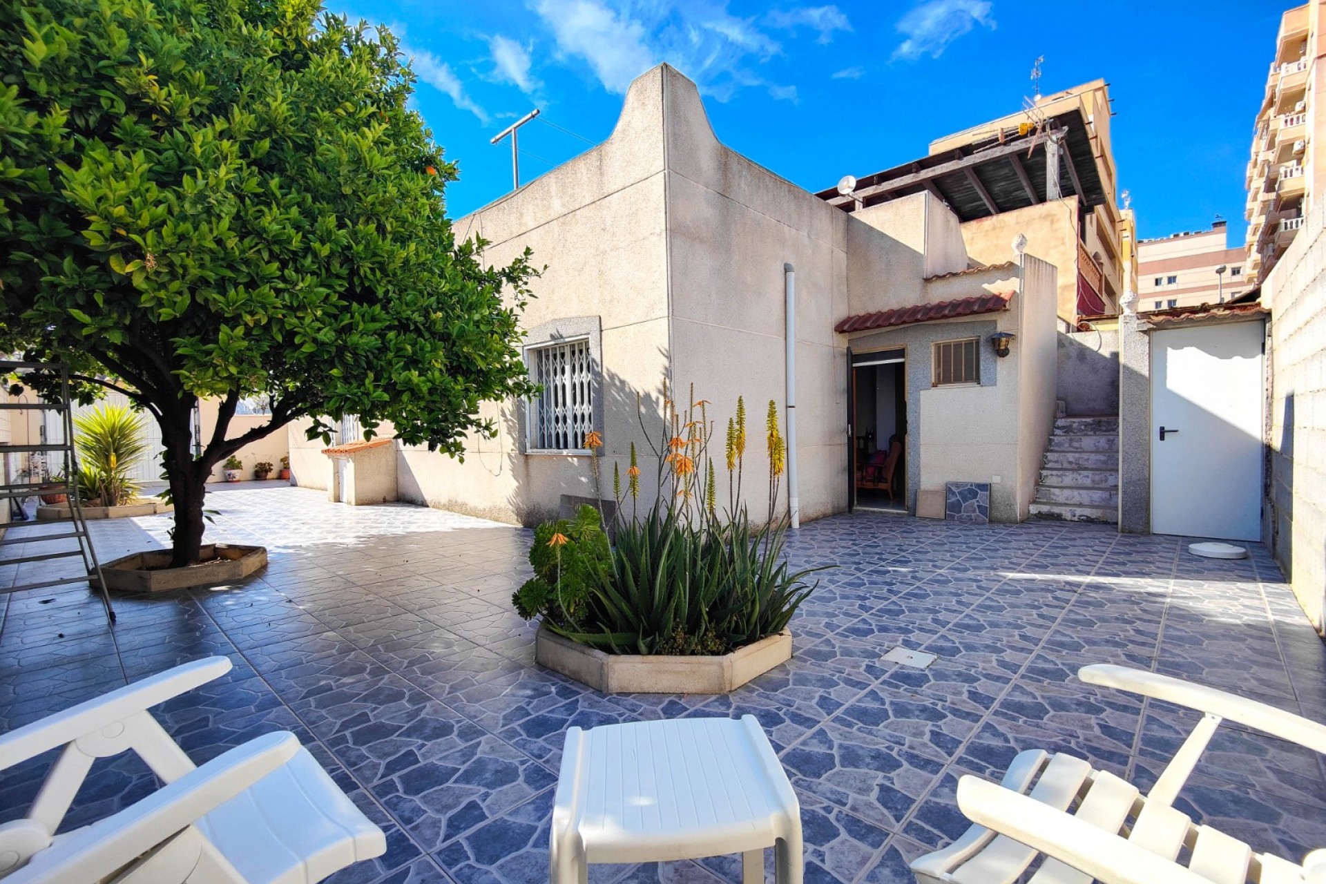 Resale - Town House -
Torrevieja - Costa Blanca