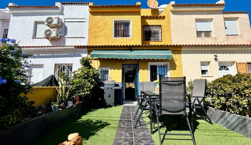 Resale - Town House -
Torrevieja - Costa Blanca