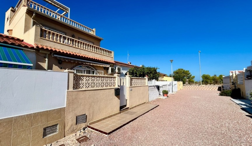 Resale - Town House -
Torrevieja - Costa Blanca