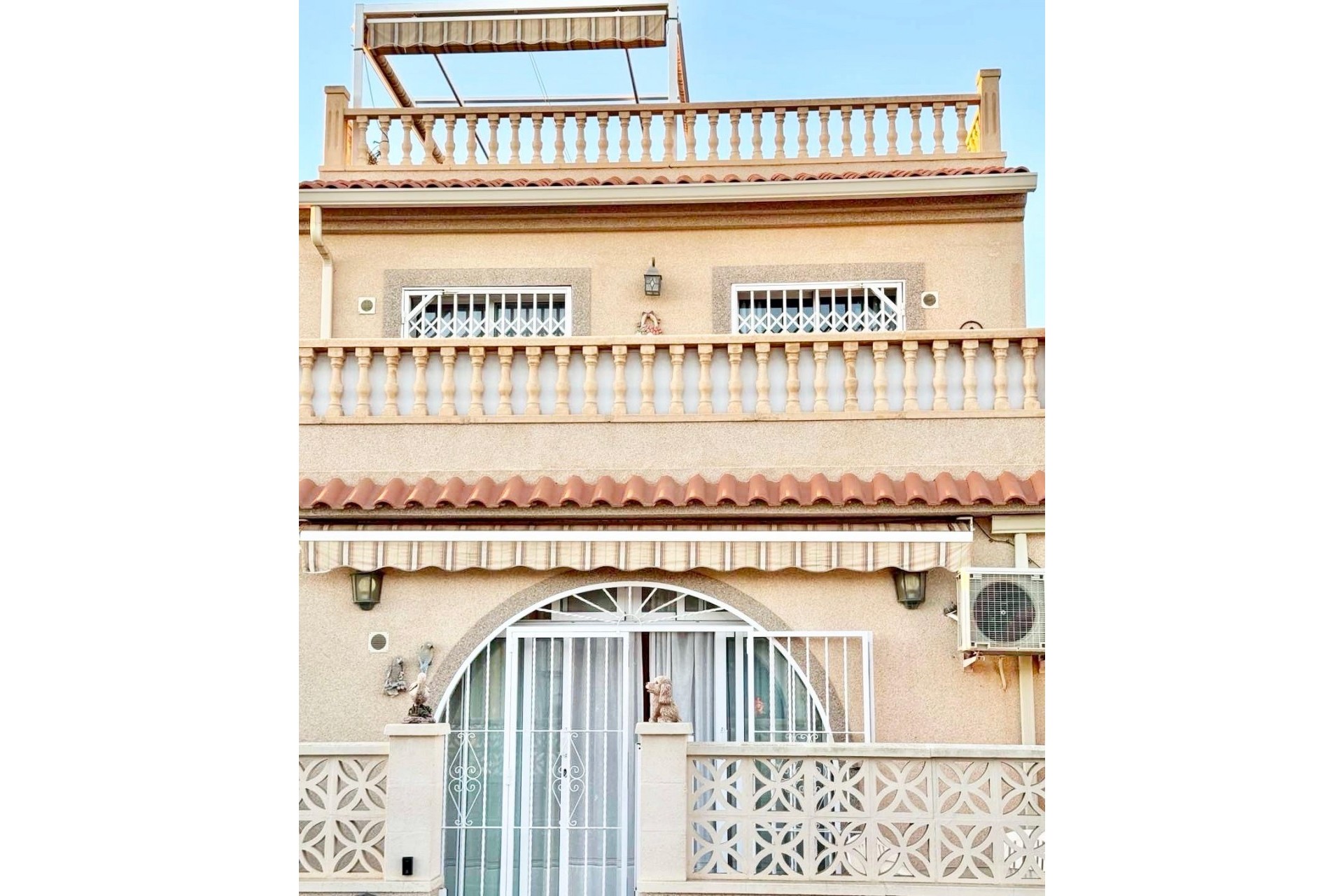 Resale - Town House -
Torrevieja - Costa Blanca