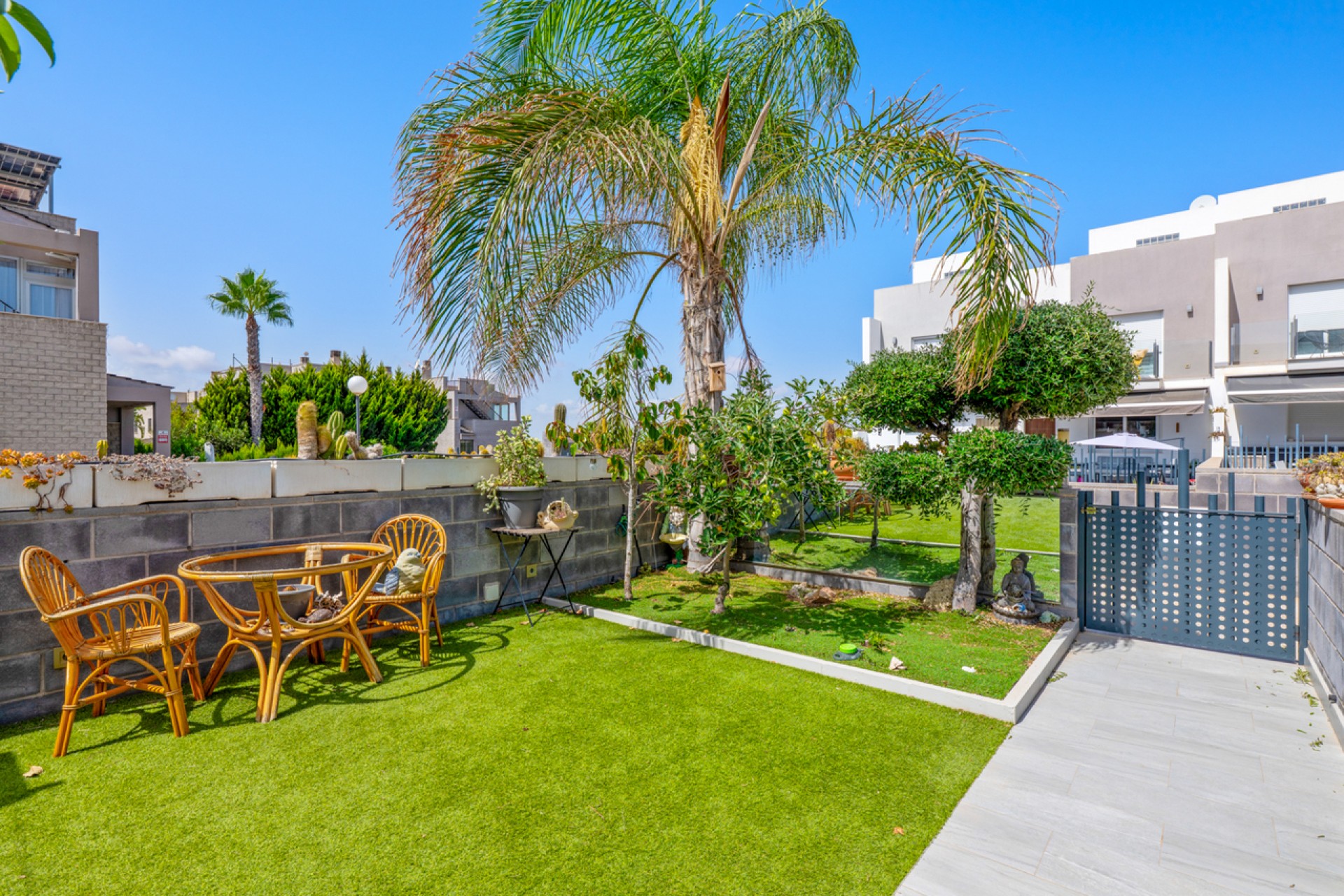 Resale - Town House -
Torrevieja - Costa Blanca