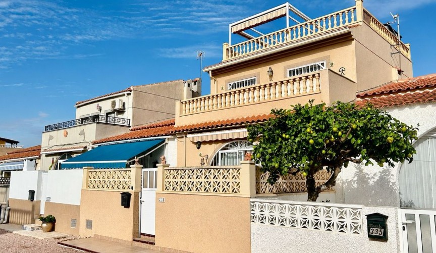 Resale - Town House -
Torrevieja - Costa Blanca