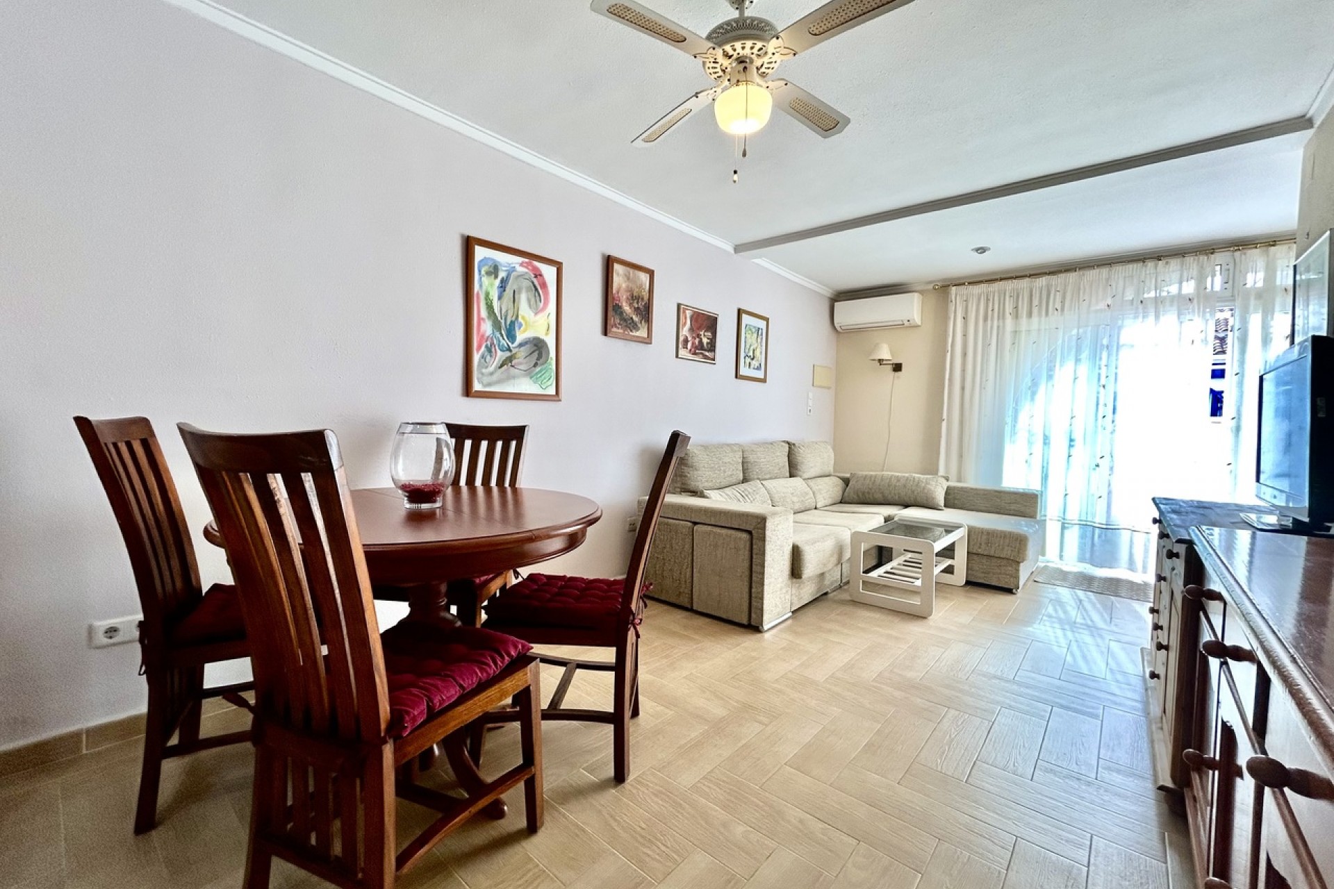 Resale - Town House -
Torrevieja - Costa Blanca