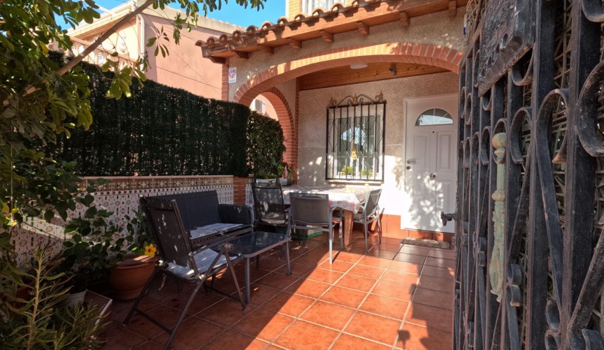 Resale - Town House -
Torrevieja - El Acequión - Los Náufragos