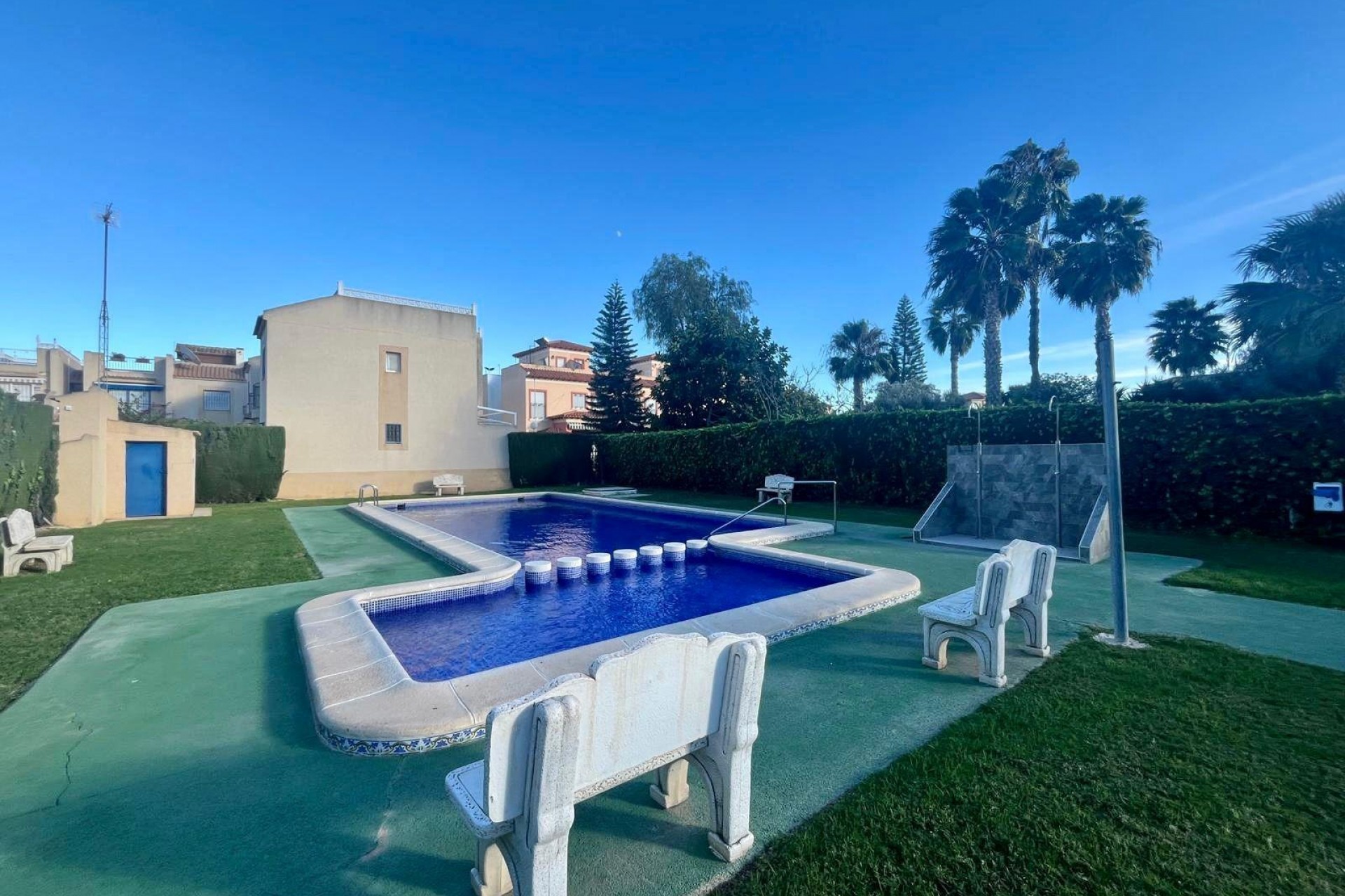 Resale - Town House -
Torrevieja - El Chaparral