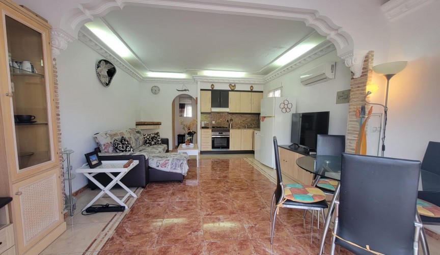 Resale - Town House -
Torrevieja - El Chaparral