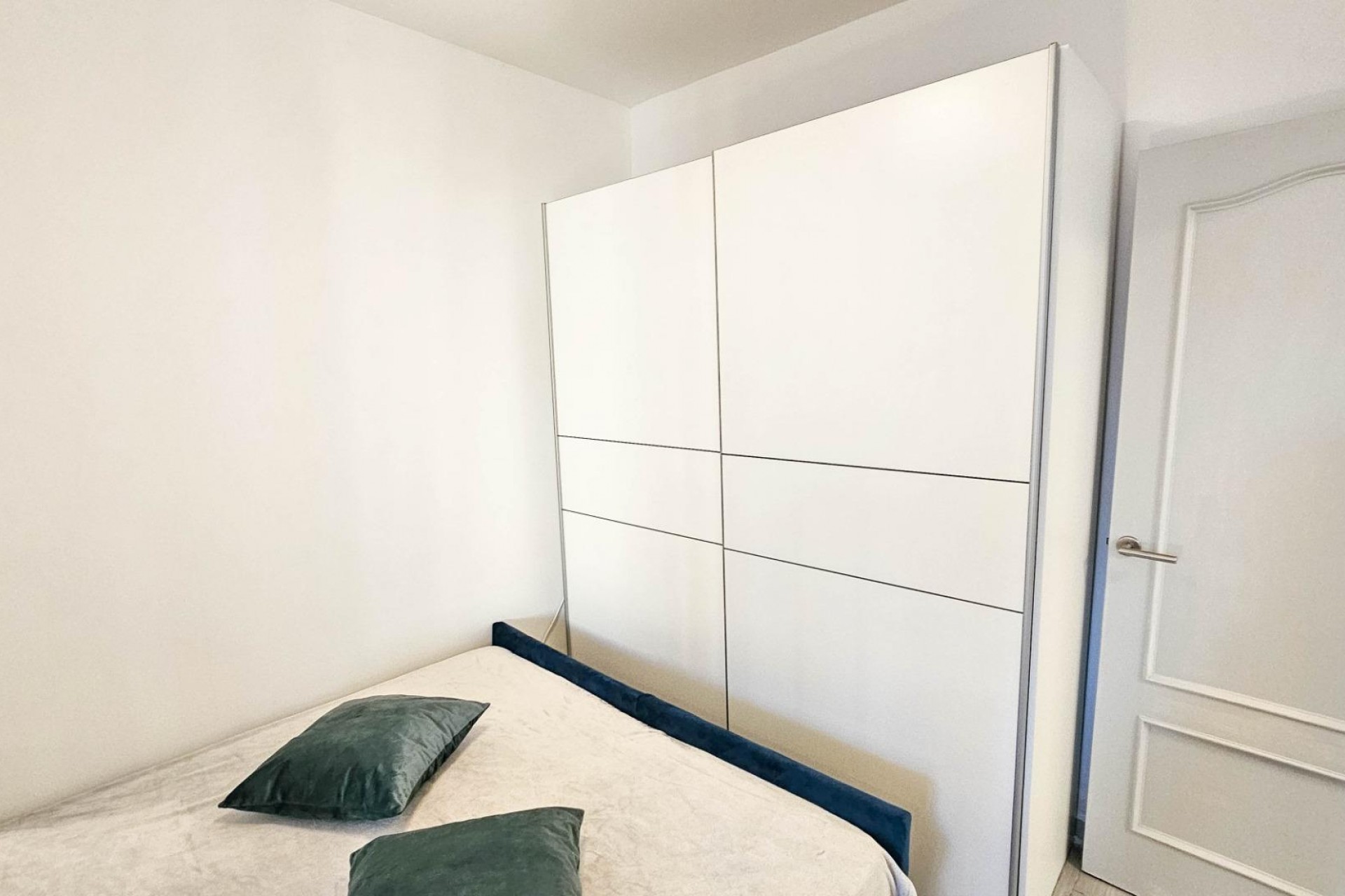 Resale - Town House -
Torrevieja - El Limonar
