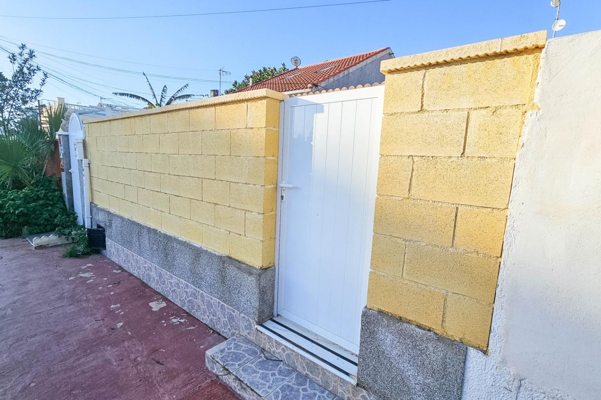 Resale - Town House -
Torrevieja - El Limonar