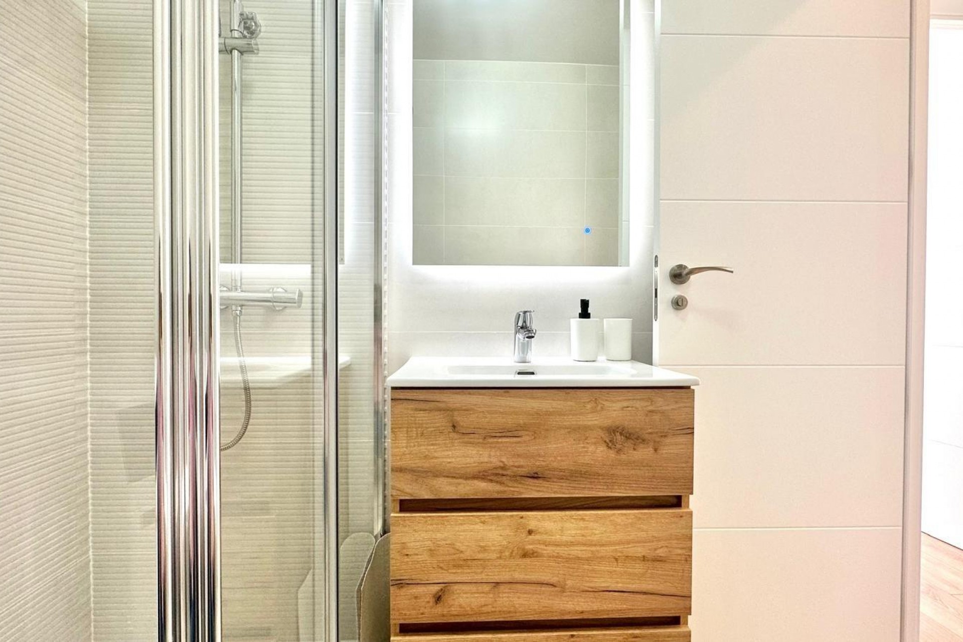 Resale - Town House -
Torrevieja - Estacion De Autobuses