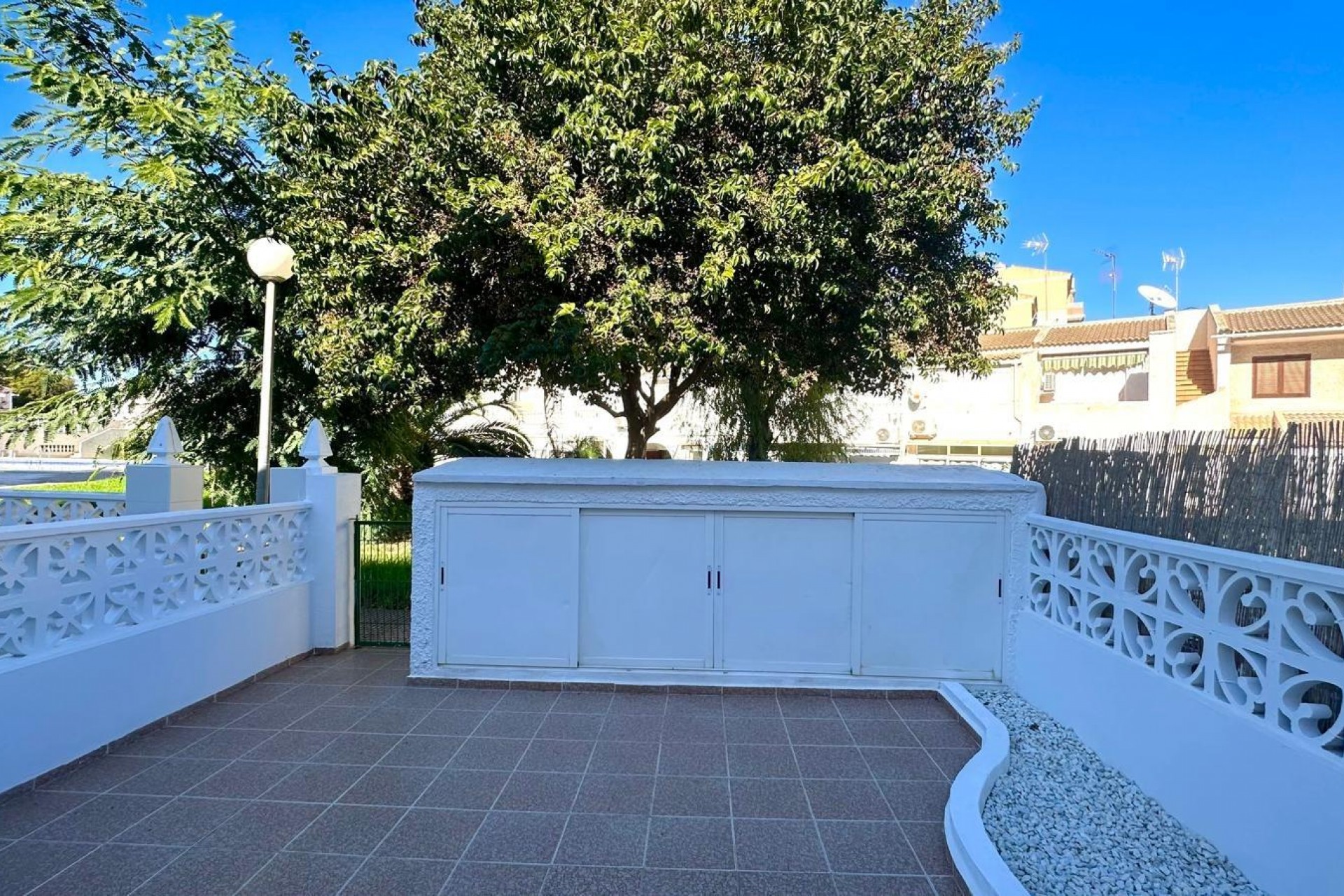 Resale - Town House -
Torrevieja - Estacion De Autobuses