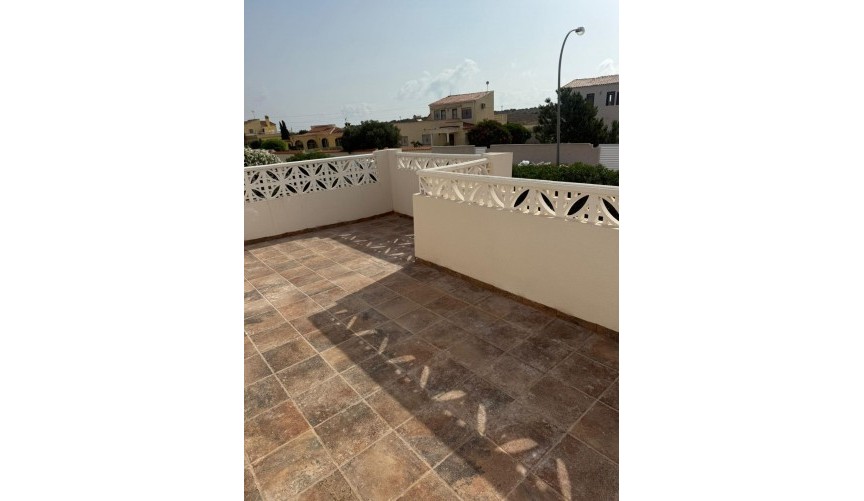 Resale - Town House -
Torrevieja - La Siesta - El Salado - Torreta