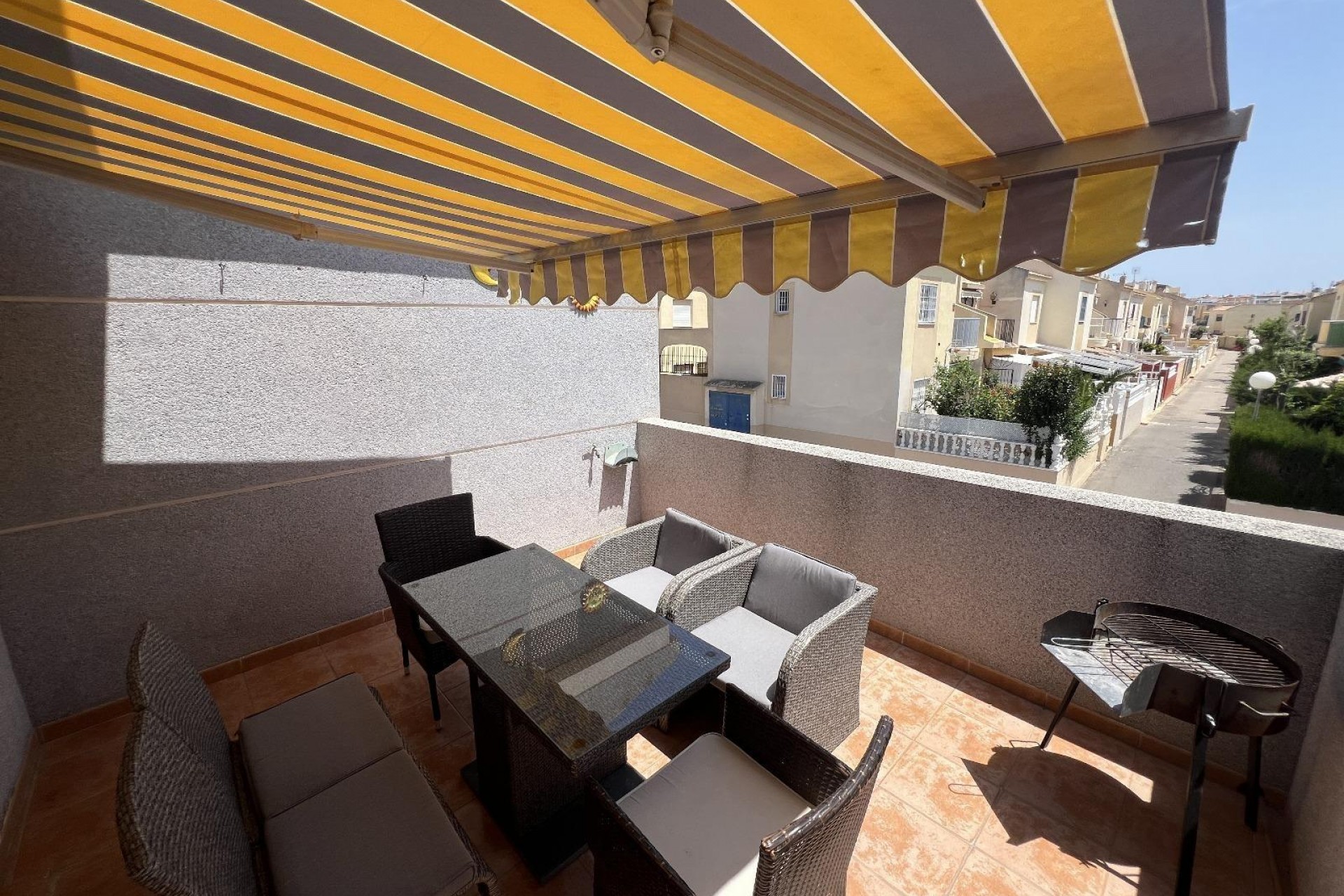 Resale - Town House -
Torrevieja - La Siesta - El Salado - Torreta