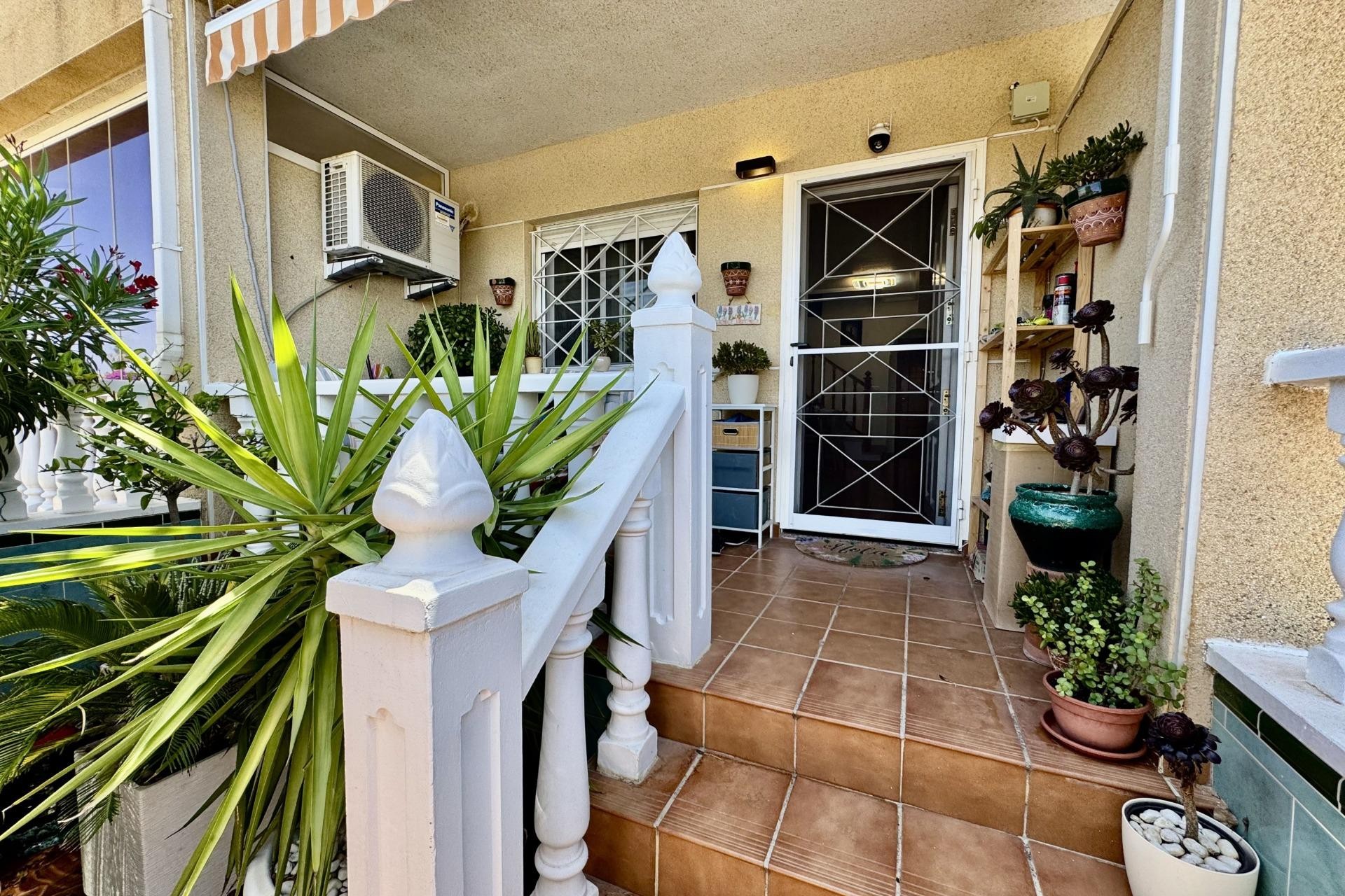 Resale - Town House -
Torrevieja - La Siesta - El Salado - Torreta