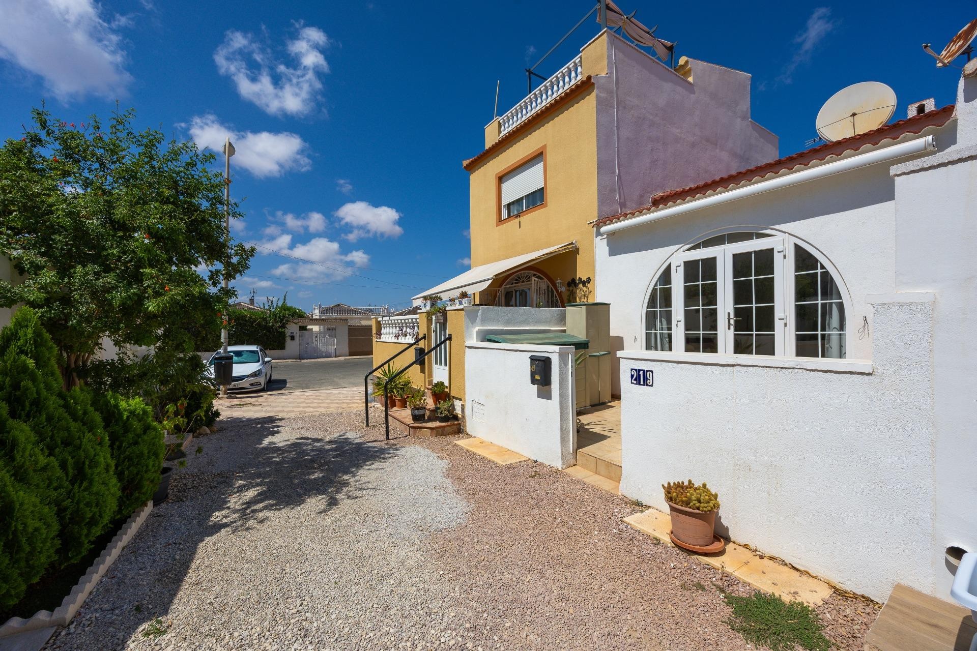 Resale - Town House -
Torrevieja - La Siesta - El Salado - Torreta