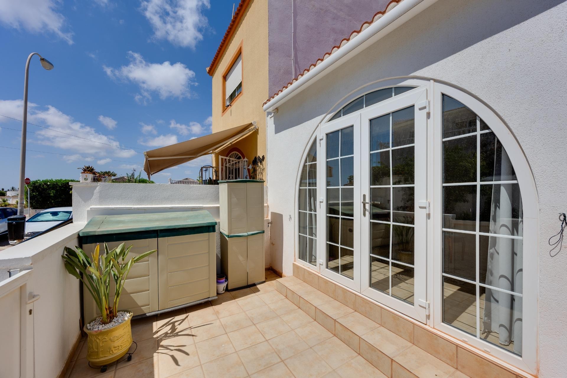 Resale - Town House -
Torrevieja - La Siesta - El Salado - Torreta