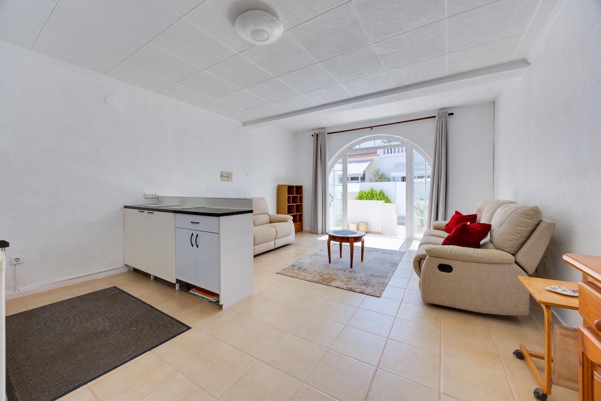 Resale - Town House -
Torrevieja - La Siesta - El Salado - Torreta