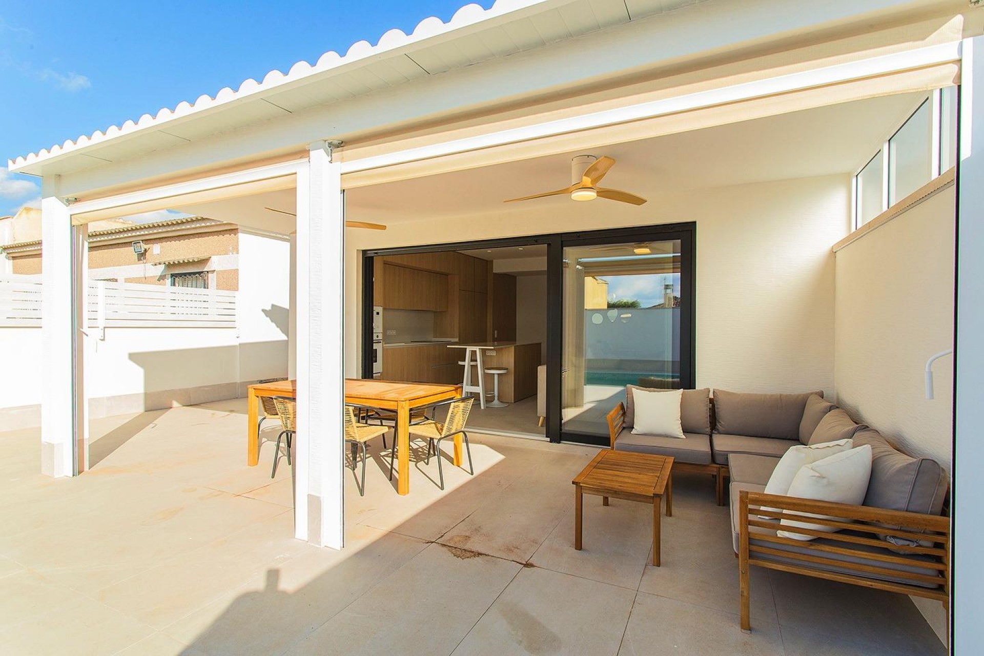 Resale - Town House -
Torrevieja - La Siesta