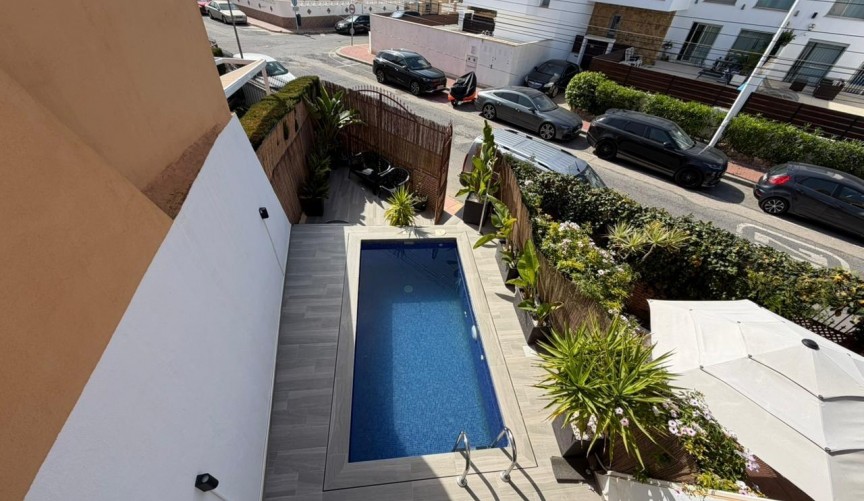 Resale - Town House -
Torrevieja - Los Frutales