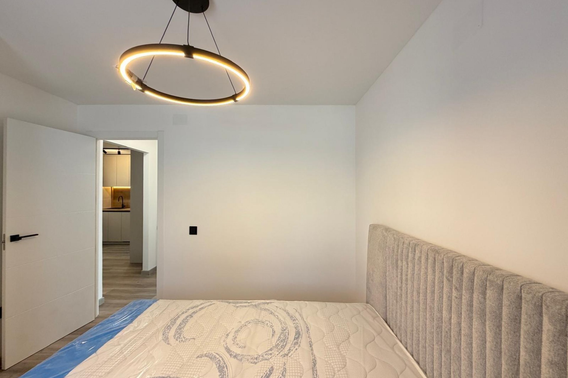 Resale - Town House -
Torrevieja - Miramar - Torre Del Moro
