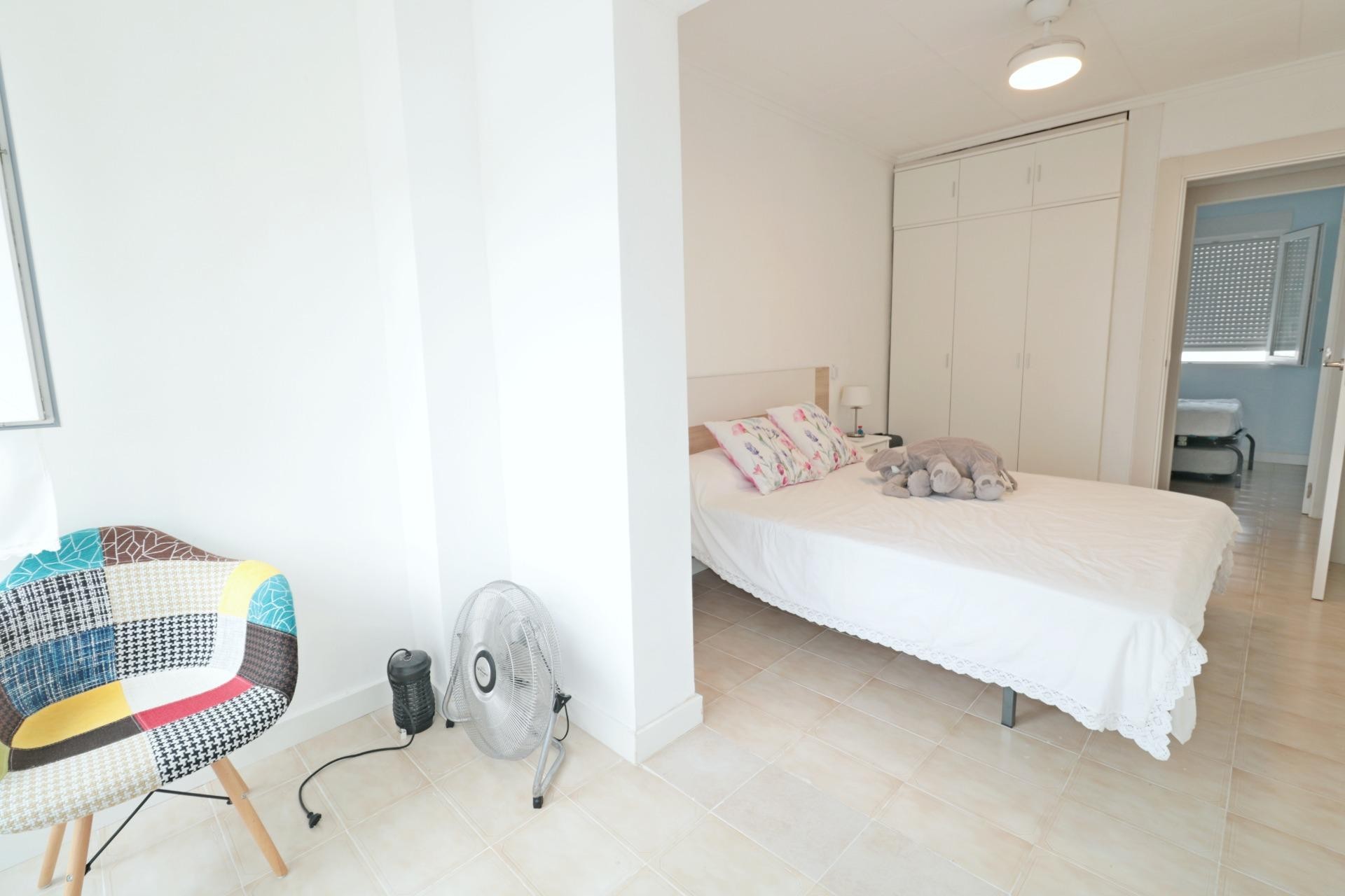 Resale - Town House -
Torrevieja - Playa De Los Naufragos