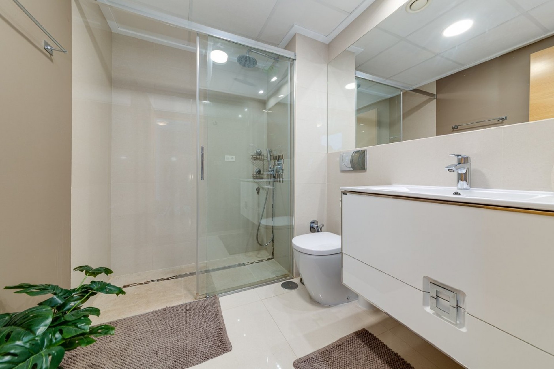 Resale - Town House -
Torrevieja - Sector 25