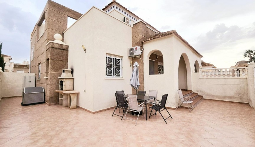 Resale - Town House -
Torrevieja - Torreblanca