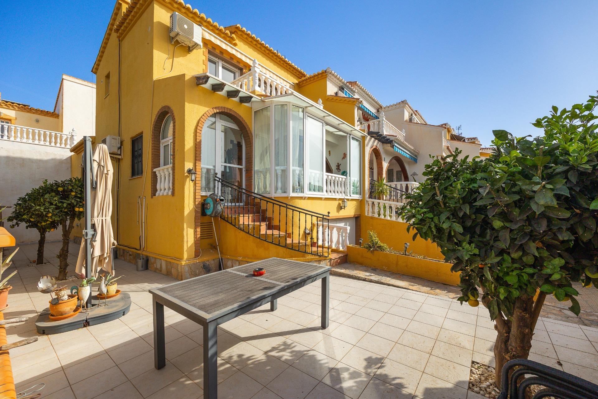 Resale - Town House -
Torrevieja - Torreta Florida