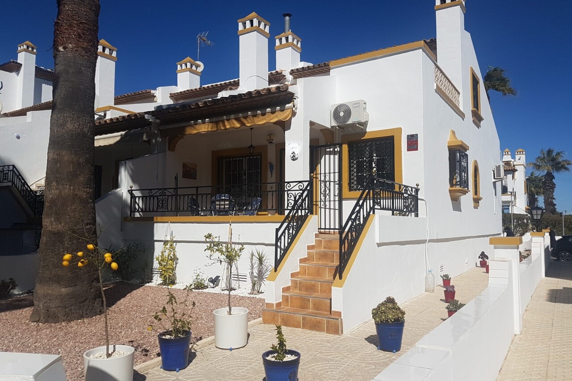 Resale - Town House -
Villamartin - Costa Blanca