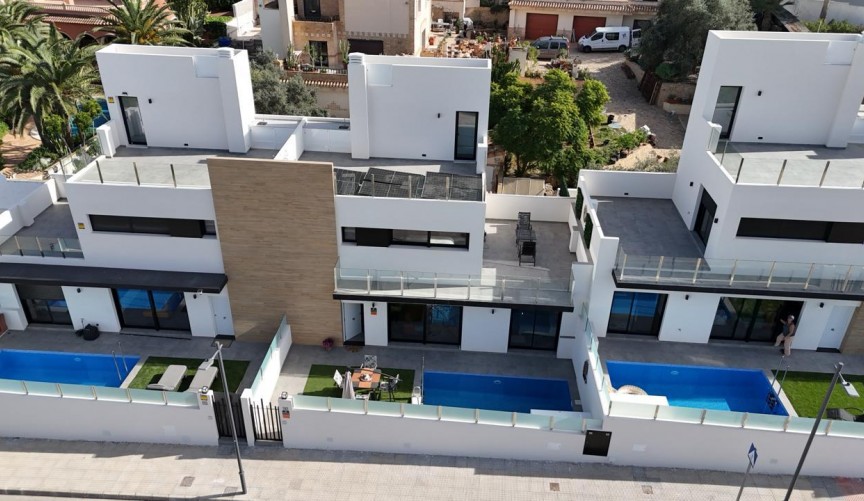 Resale - Town House -
Villamartin - Costa Blanca