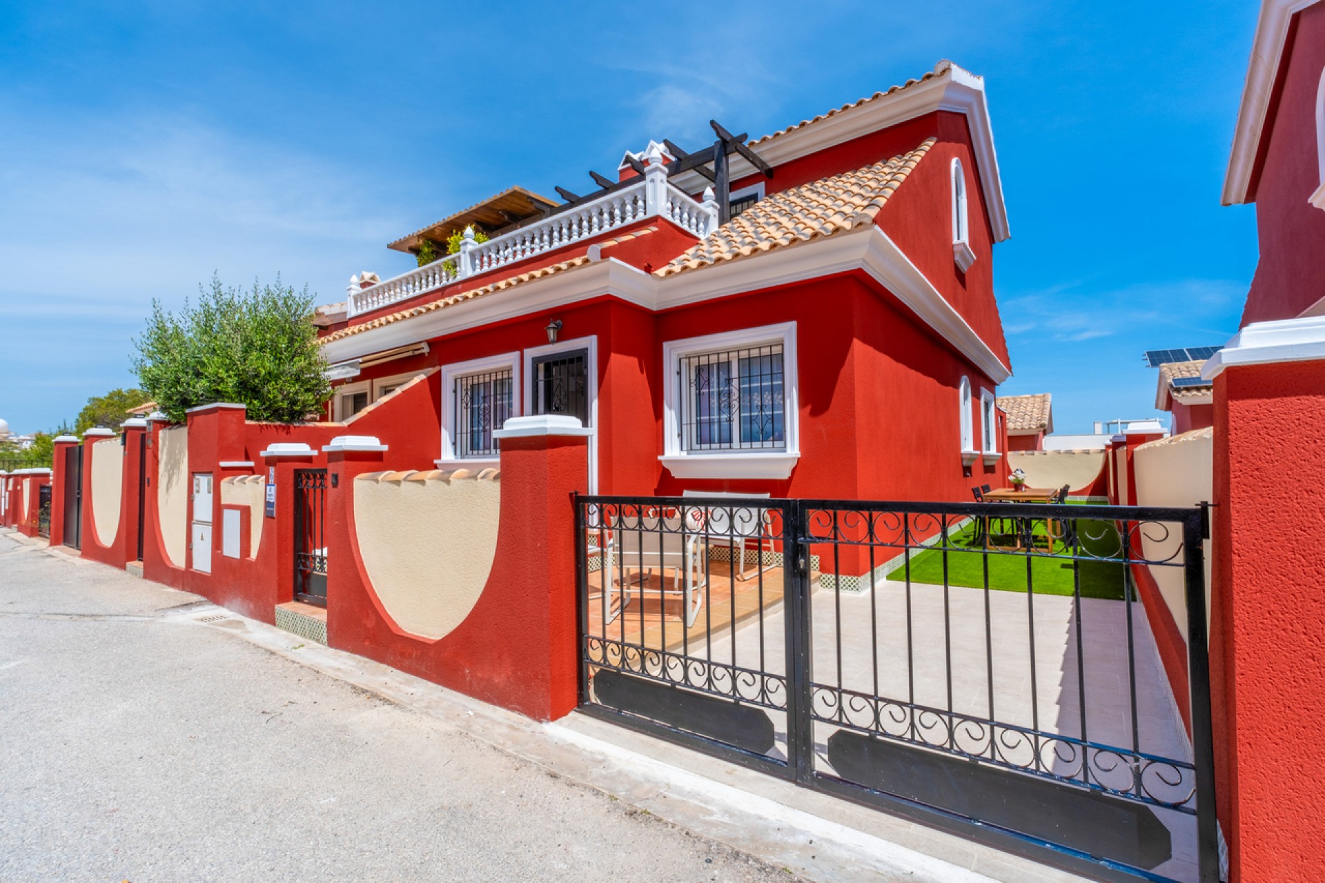 Resale - Town House -
Villamartin - Costa Blanca