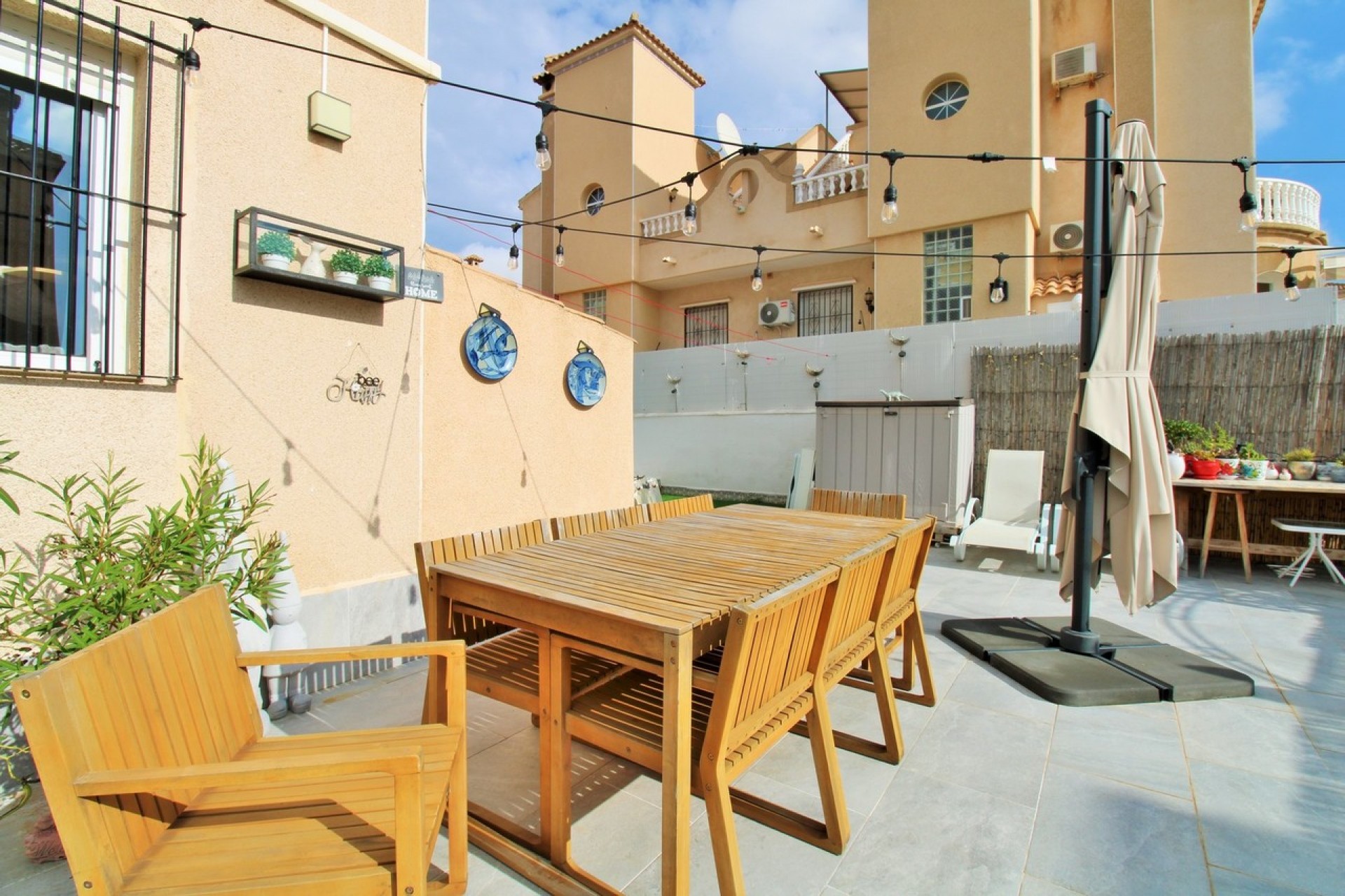Resale - Town House -
Villamartin - Costa Blanca